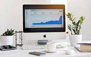 开云体育_ 德甲上半场总结：谁能成为冬窗黑马？，德甲开放球迷入场