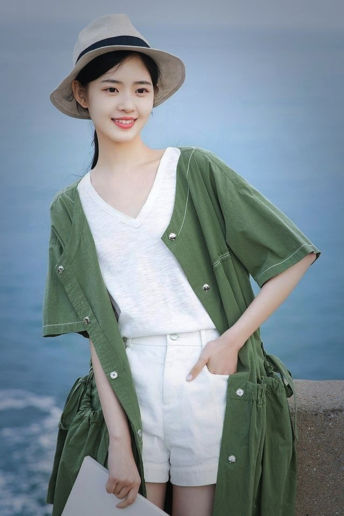 青少年足球公益项目助力更多边远地区青少年的运动梦想，青少年足球比赛