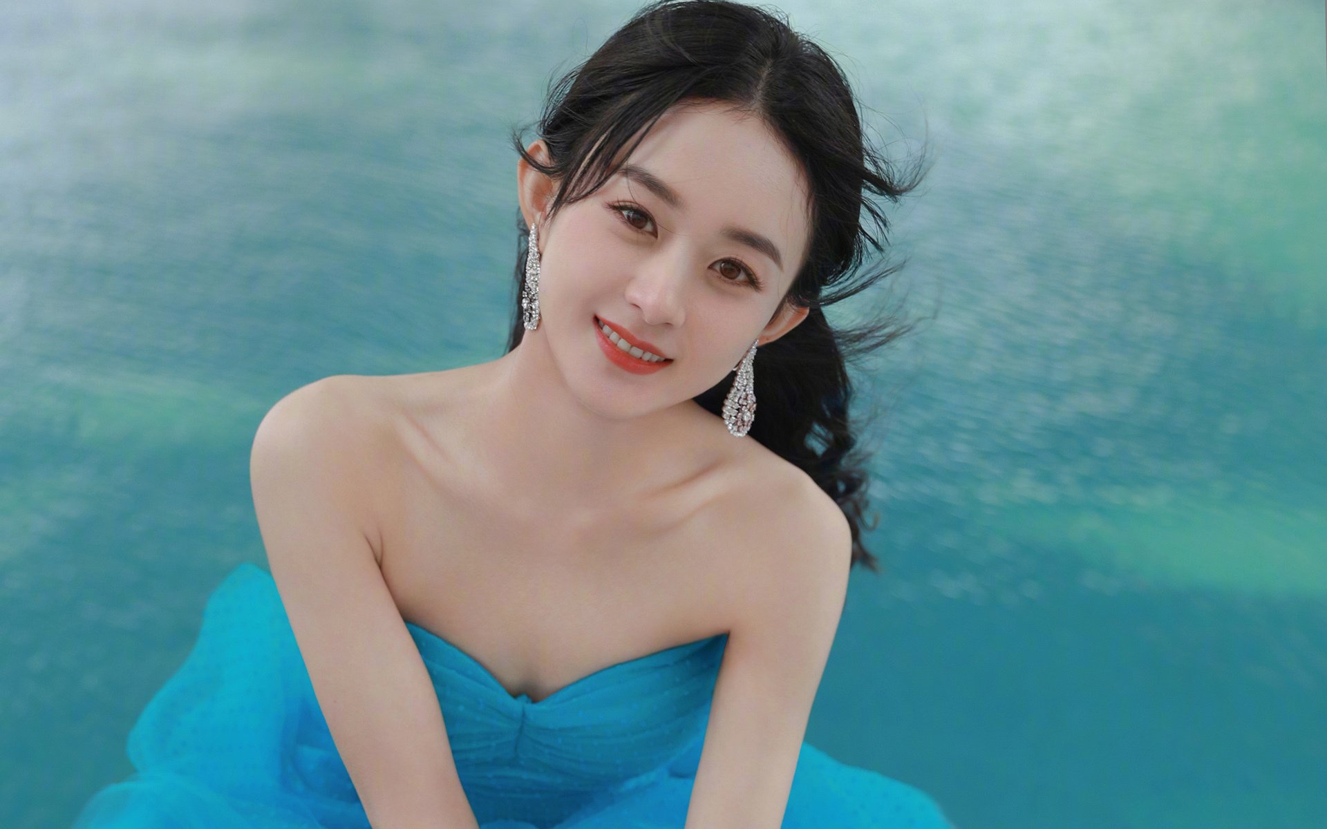 曼城力挽狂澜赛进四强,夺冠前景平路漫漫,曼城最精彩的比赛