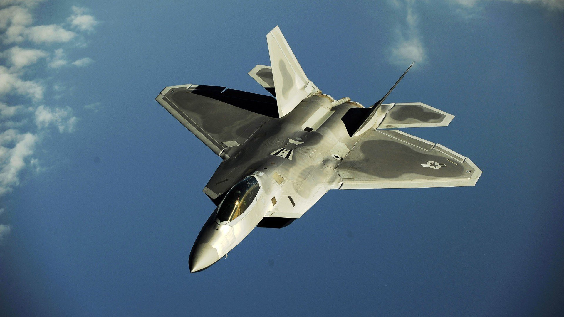 莱昂·马尔尚决赛表现稳健赢得掌声，莱昂纳尔